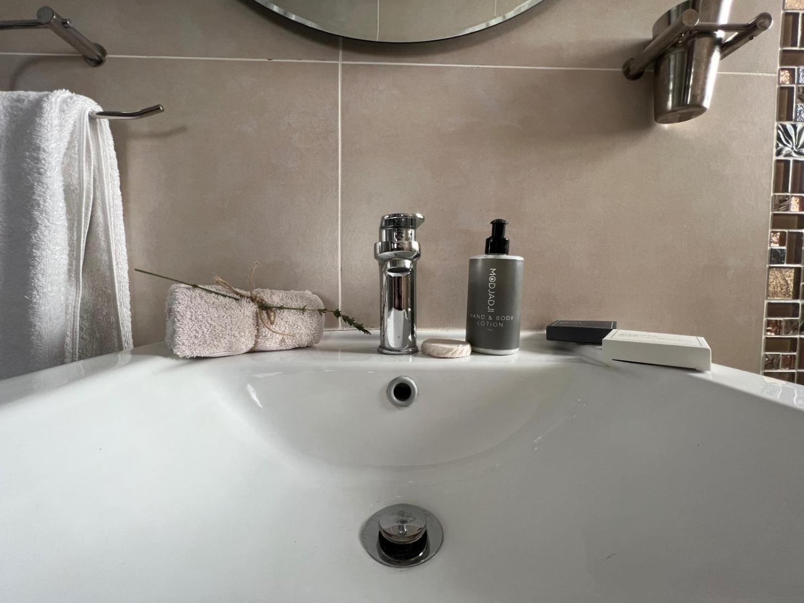 Kalashe Bed & Breakfast East London Chambre photo